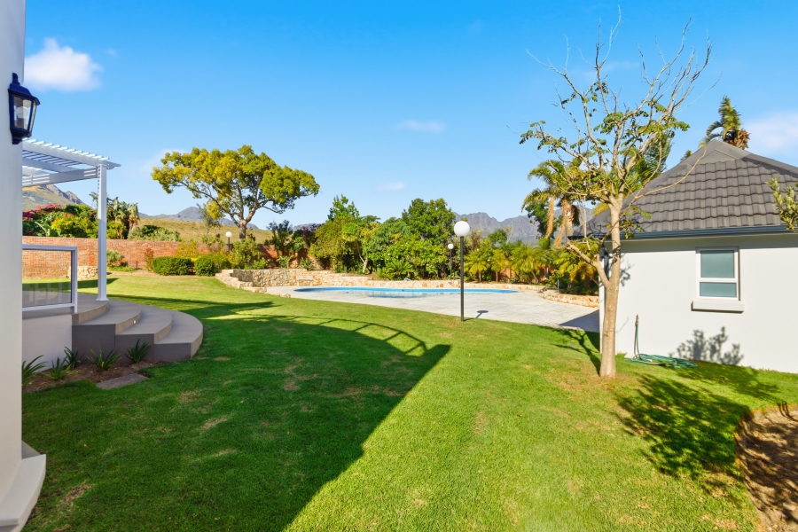 4 Bedroom Property for Sale in Golden Hill Western Cape